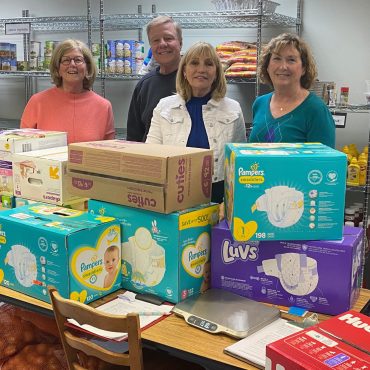 Kim-Guadagno-food-pantry-vertical